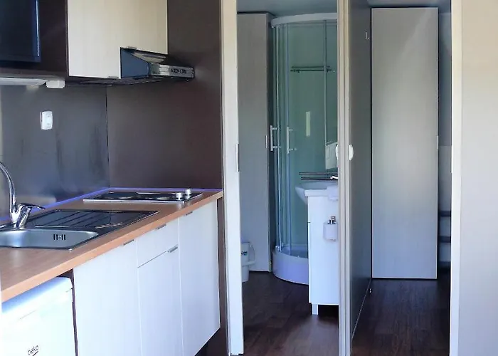 Mira Park Кемпинг